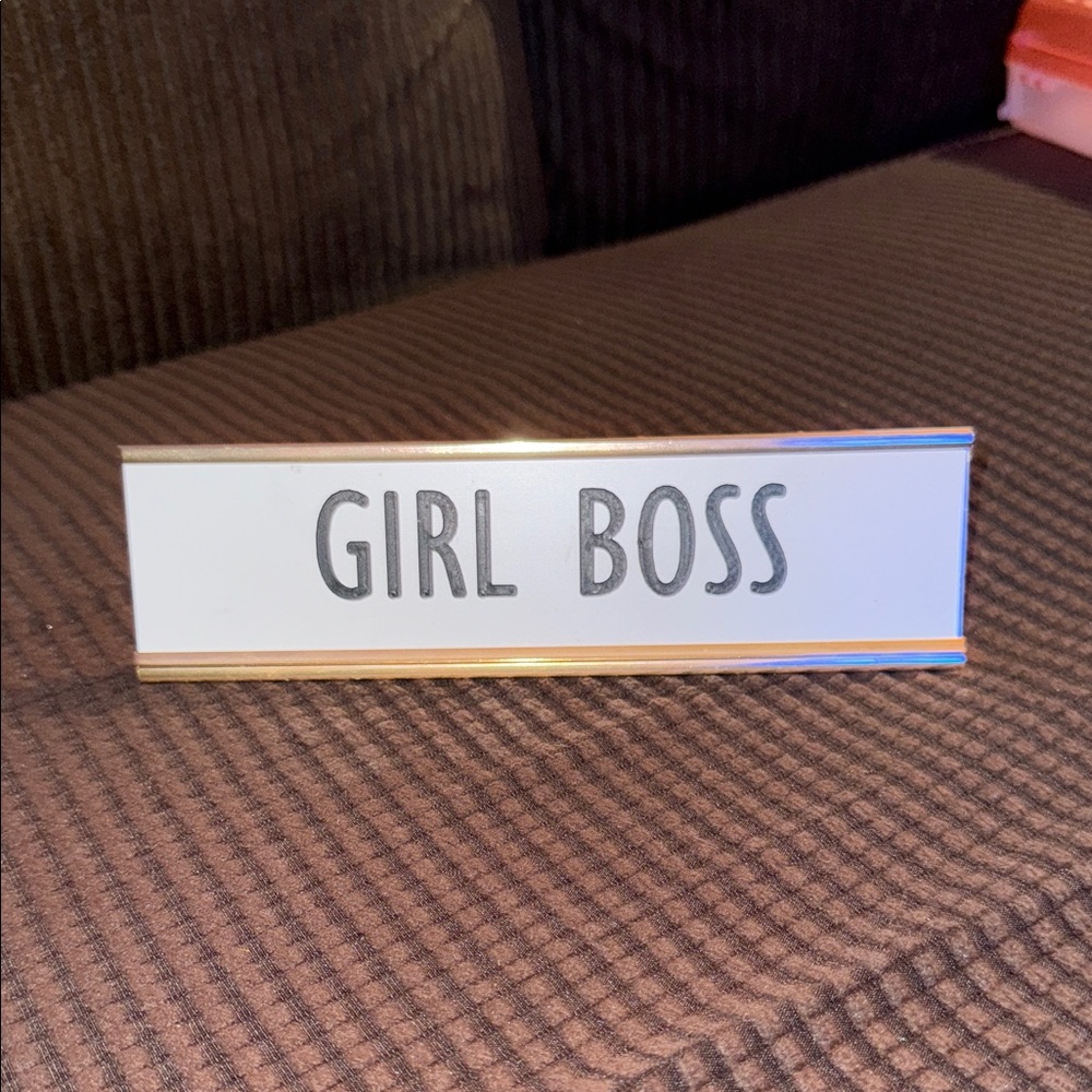 Gold and White 'Girl Boss' Desk Sign